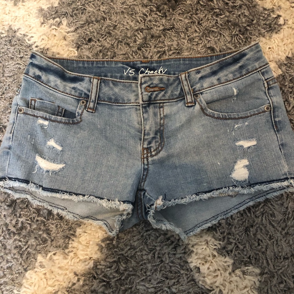 Victoria secrets distressed shorts size 4
